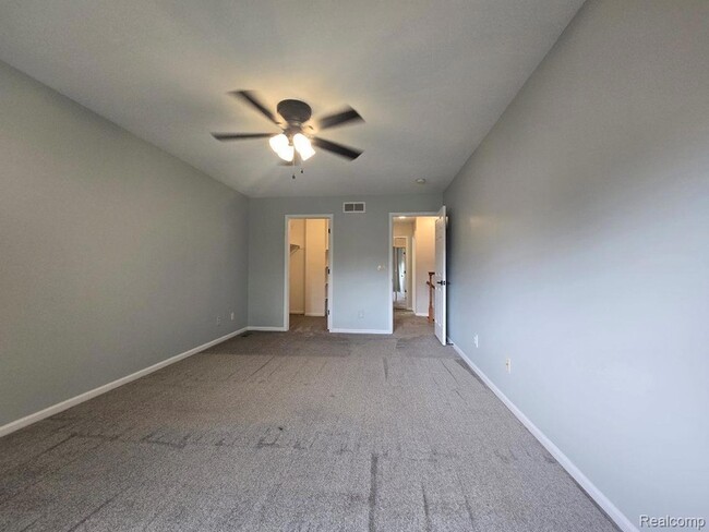 Building Photo - 24015 Fairlane Blvd
