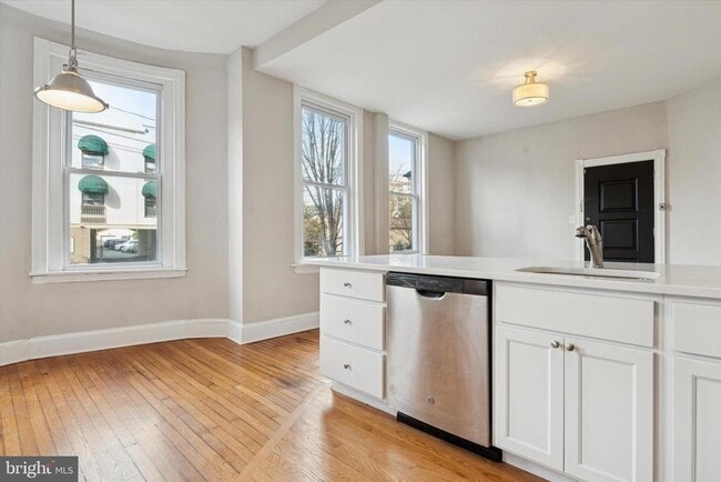 Building Photo - 1608 N Broom St