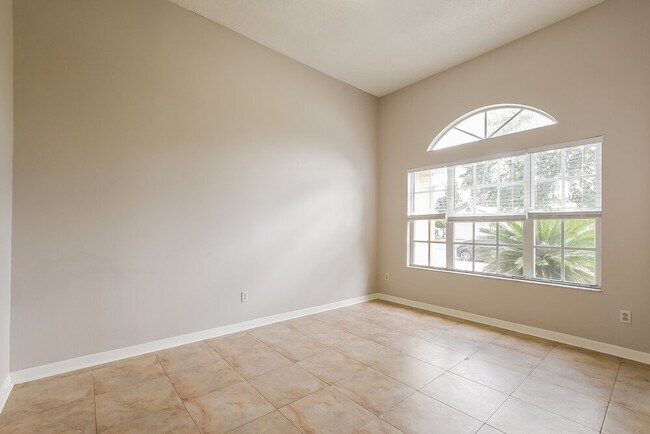 Building Photo - 8819 Reservation Dr