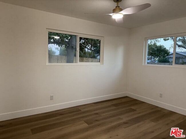 Building Photo - 801 Michael St