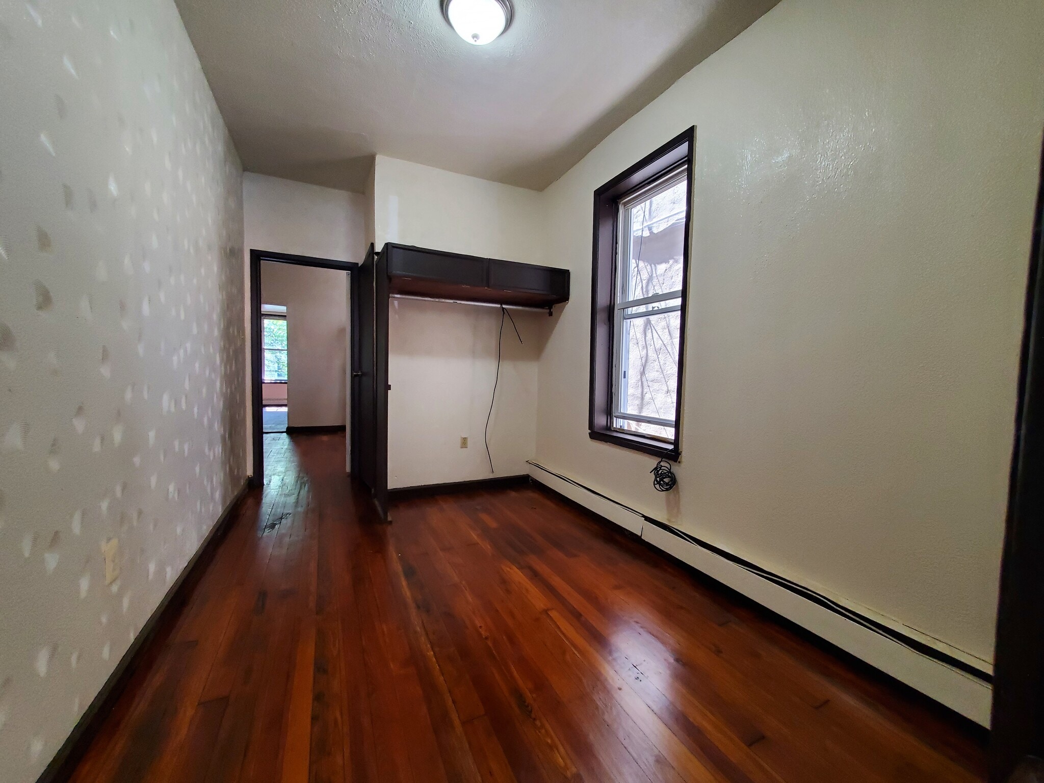 41 Grant Ave #1R - 39 Grant Ave