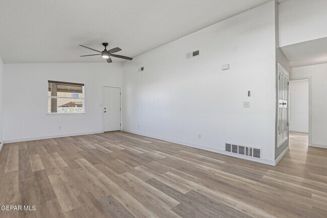 Building Photo - 11864 Mesquite Rock Dr