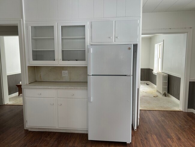 Building Photo - 5072 Strasburg Rd