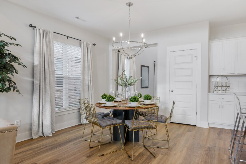 Building Photo - 131 Weller Ln