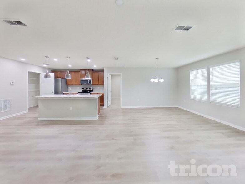 Building Photo - 2374 Sotterley Ln