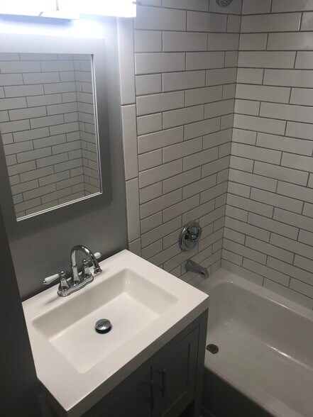 Building Photo - 2912 S 23rd St