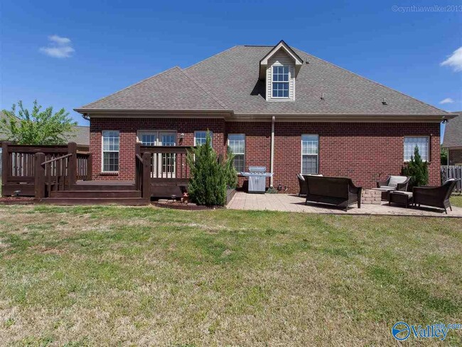 Building Photo - 25753 Summerwood Dr