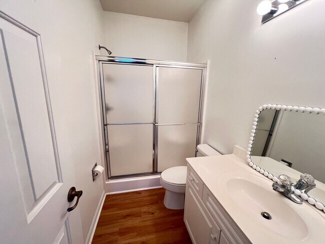 Building Photo - Overlooking the Intracoastal Waterway! Three-Bedroom Condo at The Moorings at Eastport!