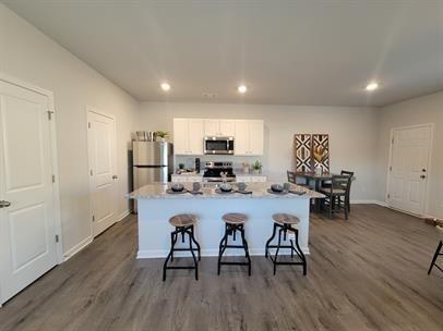 Building Photo - 144 Vlg Grn Dr NW