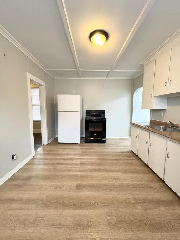 Building Photo - 72 Sabattus St