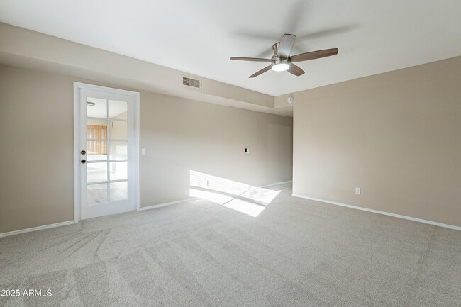 Building Photo - 25822 S Boxwood Dr