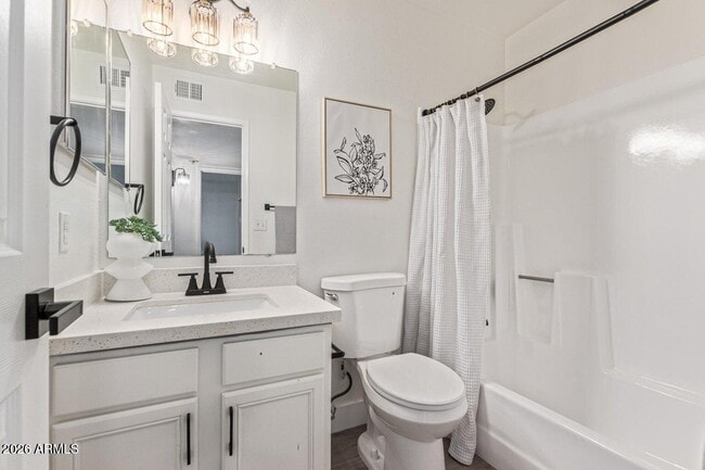 Building Photo - 8525 E Belleview St