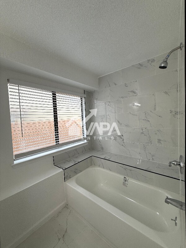 Building Photo - 7102 Grassy Trail