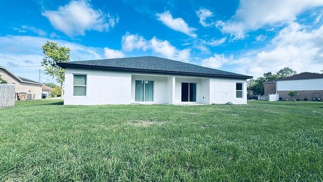 Building Photo - 309 Clermont Dr
