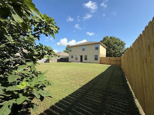 Building Photo - 307 Indian Meadow Dr