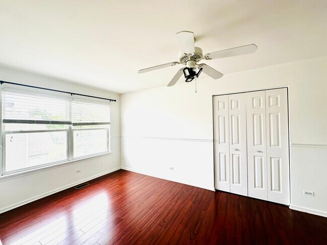 Building Photo - 1254 Chicory Ln