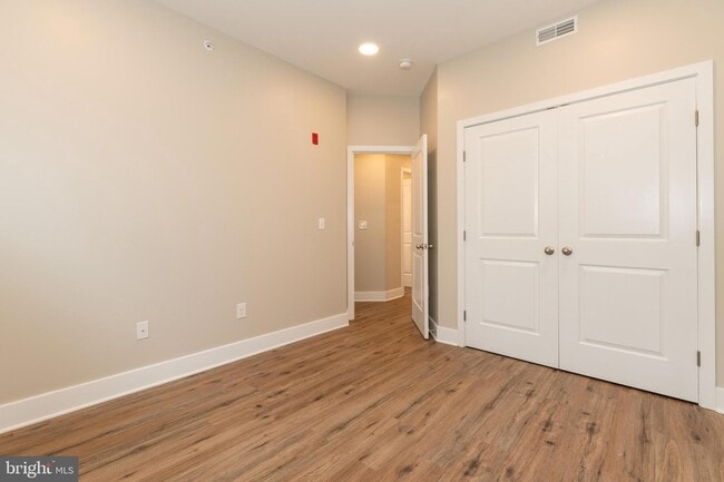 Building Photo - 2220-28 Master St