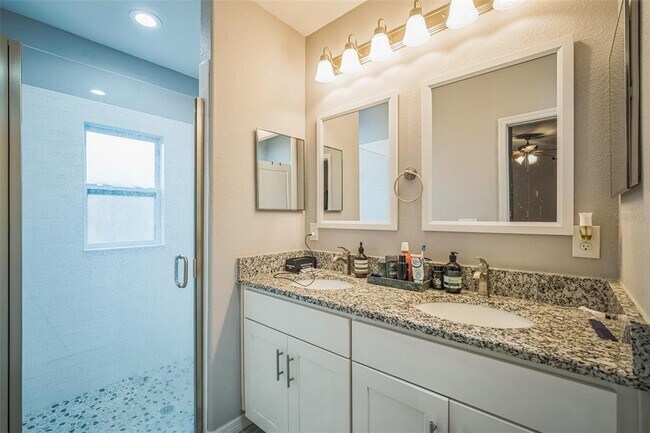 Building Photo - 3610 N Tampa St