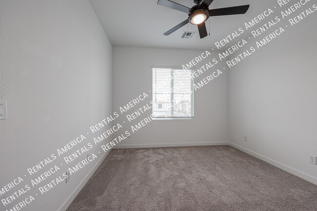 Building Photo - 1117 N Jay Pl