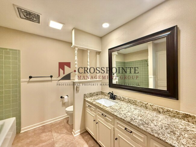 Building Photo - Wonderful updated home near UT Tyler, Available!