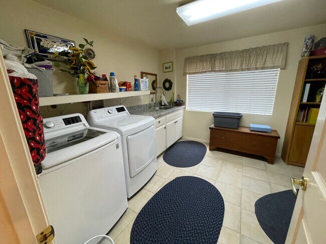 Building Photo - Fully Furnished 3BR Home with Private Pool – 5-Month Lease in Poway (May–Oct 2026)