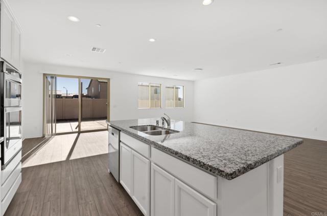 Building Photo - 32907 Cambury Pl