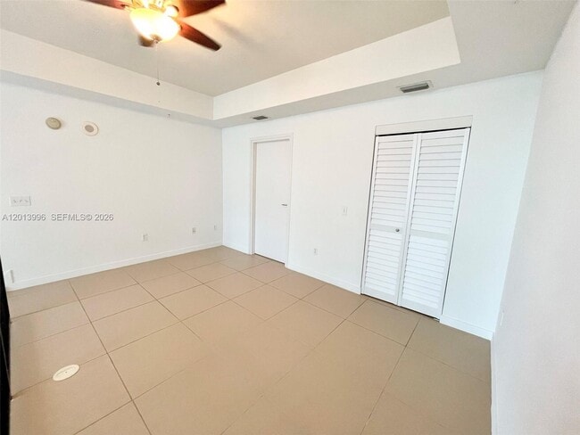 Building Photo - 300 S Biscayne Blvd