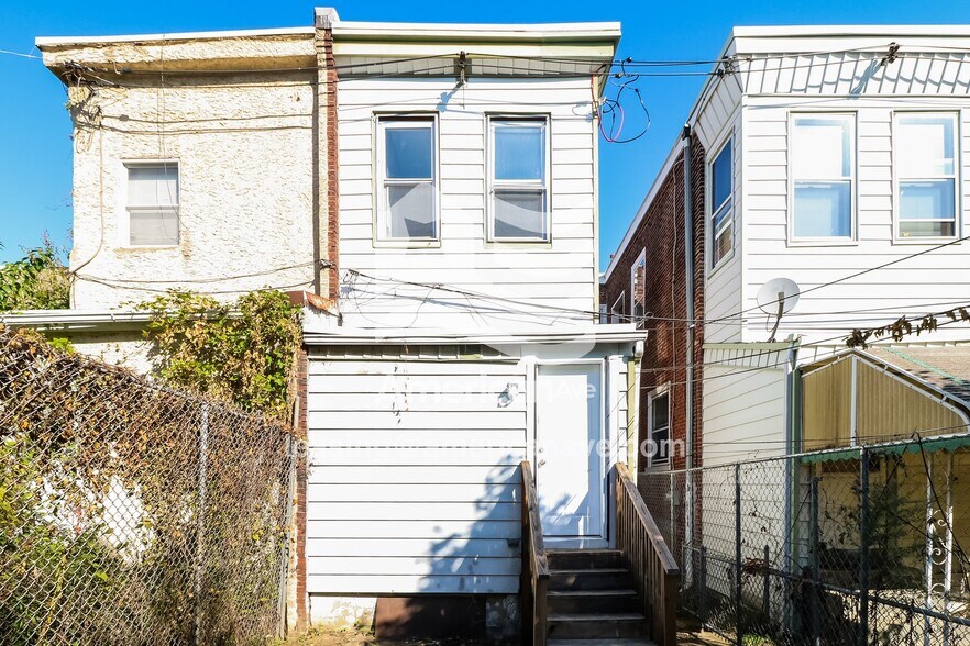 Building Photo - 2034 W Atlantic St