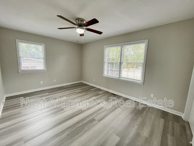 Building Photo - 7566 Carrollburg Dr