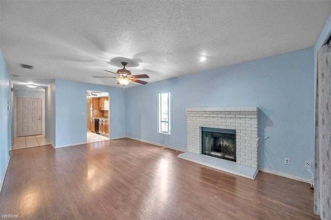Building Photo - 2 br, 2 bath House - 7360 R Ulmerton Road