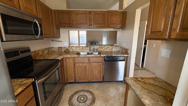 Building Photo - 18626 N 33rd Dr