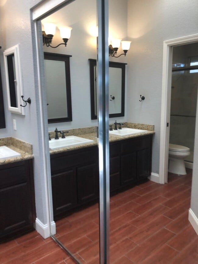 Building Photo - 3 BED 2 BATH HOME W/ UPGRADES ON CUL-DE-SAC