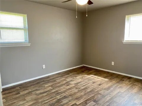 Building Photo - 1810 Bellaire Dr