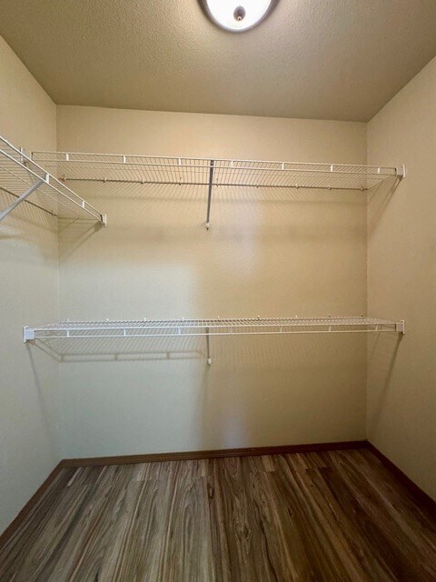 Building Photo - 4202 SW Chapelstone Ave