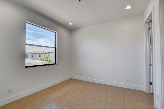 Building Photo - 4029 Faraday Wy
