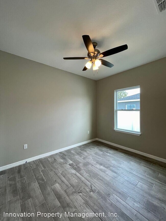 Building Photo - 4 br, 2 bath House - 68 Andora  Ct.