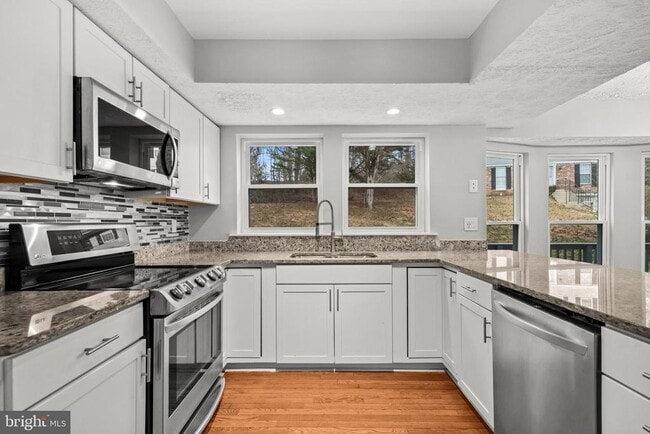 Building Photo - 915 Cypress Point Cir