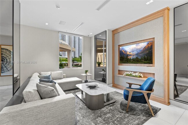 Building Photo - 888 Brickell Key Dr