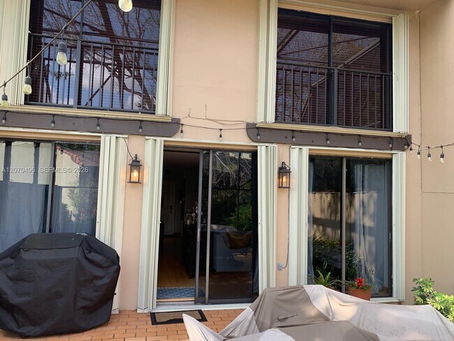 Building Photo - 3340 Torremolinos Ave