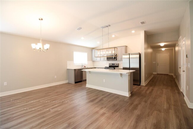 Building Photo - 7109 Cruz Ct