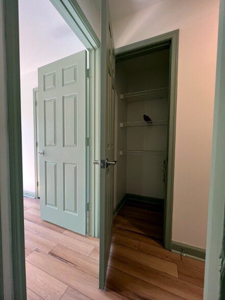 Building Photo - 3324 Tarleton W