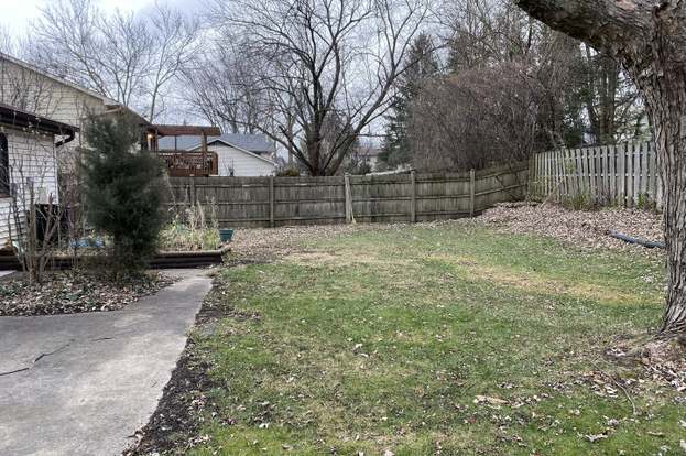 Building Photo - 115 Meadowbrook Ln