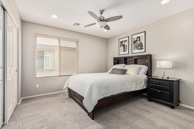 Building Photo - 7657 S Debra Dr