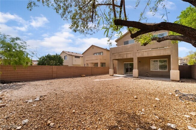 Building Photo - 5086 Echo Shire Ave