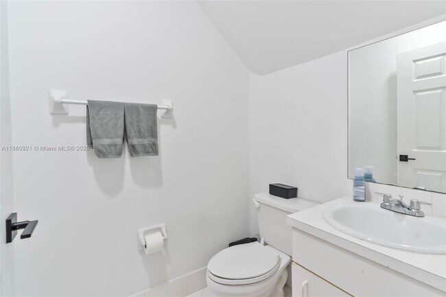 Building Photo - 12230 SW 137th Ter