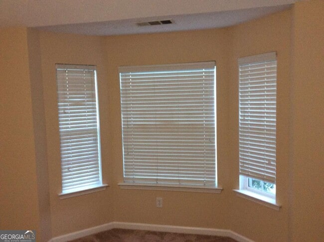 Building Photo - 4015 Yellow Pine Ct