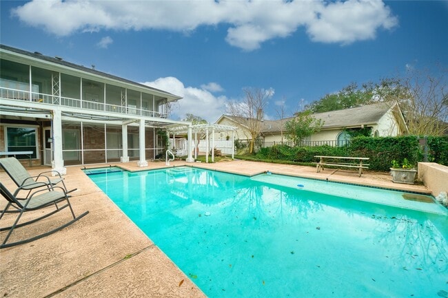 Building Photo - 3114 Cypress Point Dr