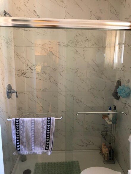 Building Photo - 1365 Corona St