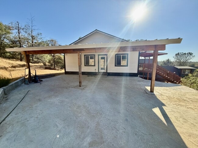 Building Photo - 22275 CA-20
