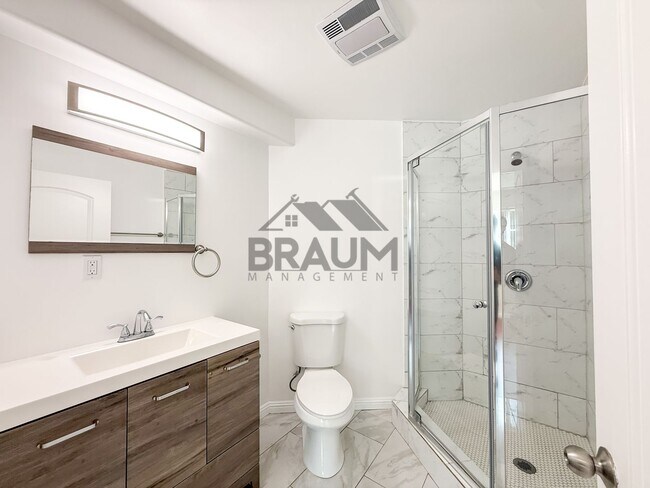 Building Photo - 1423 Franklin St